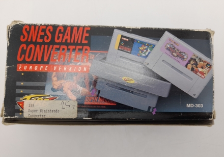 Fire SNES Game Converter in Doos voor Super Nintendo