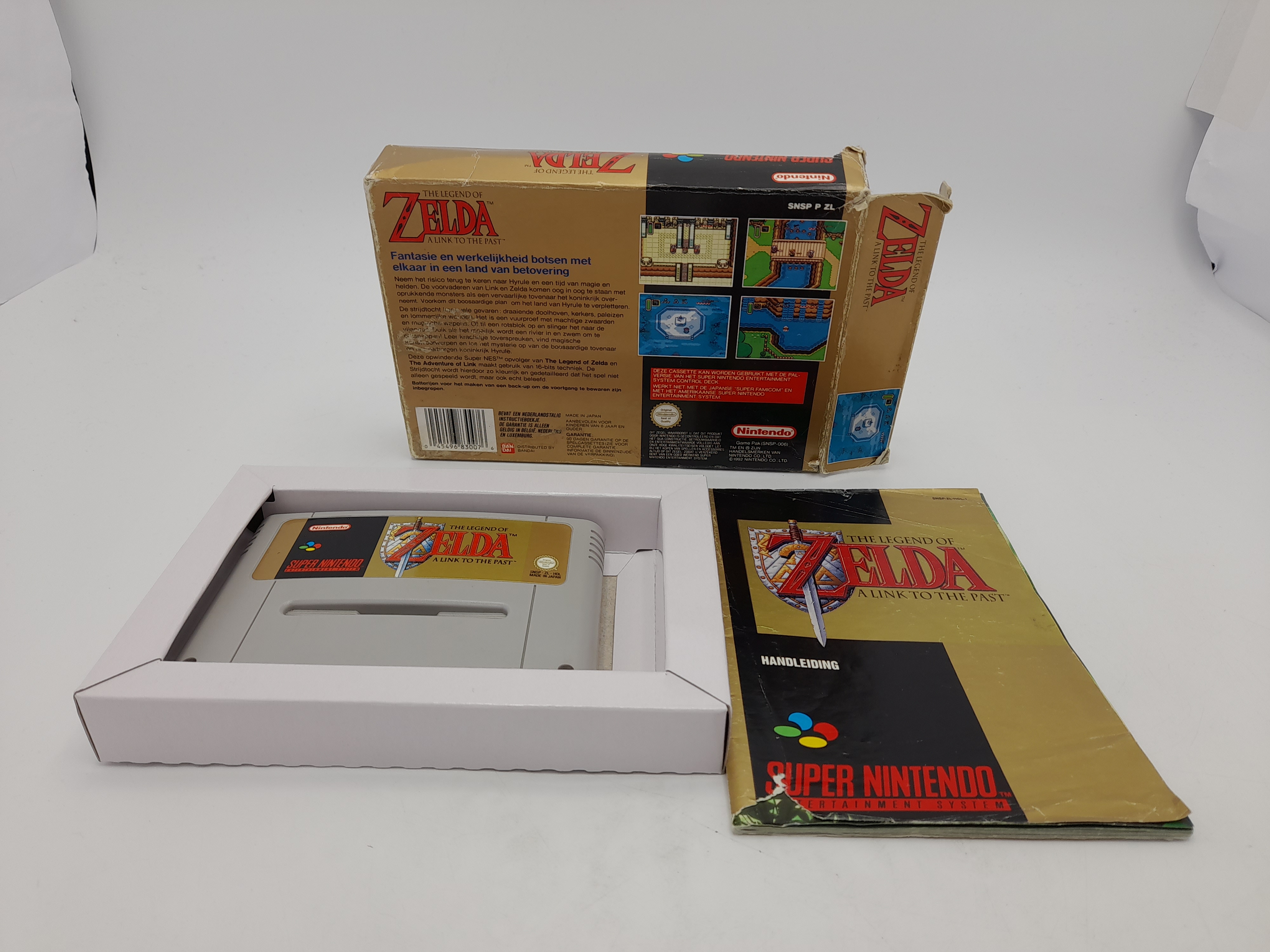 Foto van The Legend of Zelda: A Link to the Past Compleet