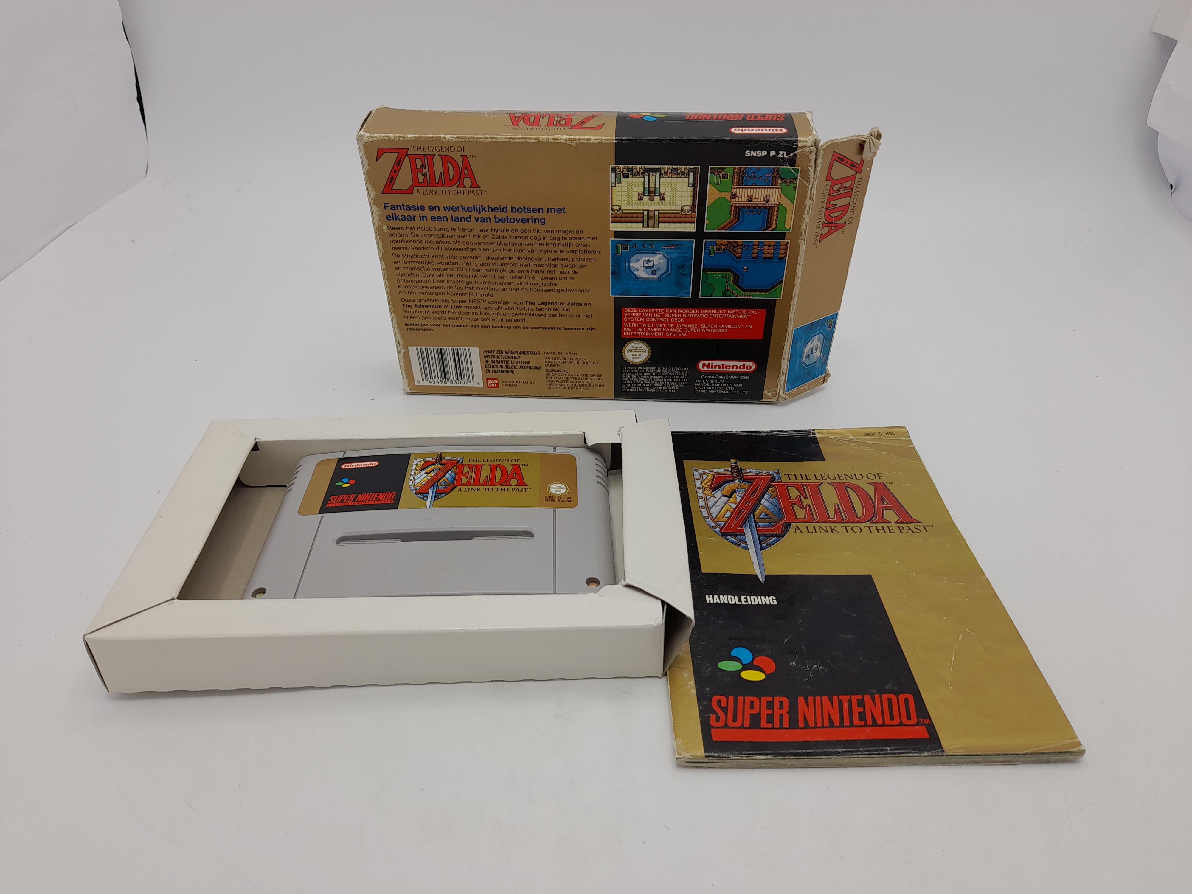Foto van The Legend of Zelda: A Link to the Past Compleet