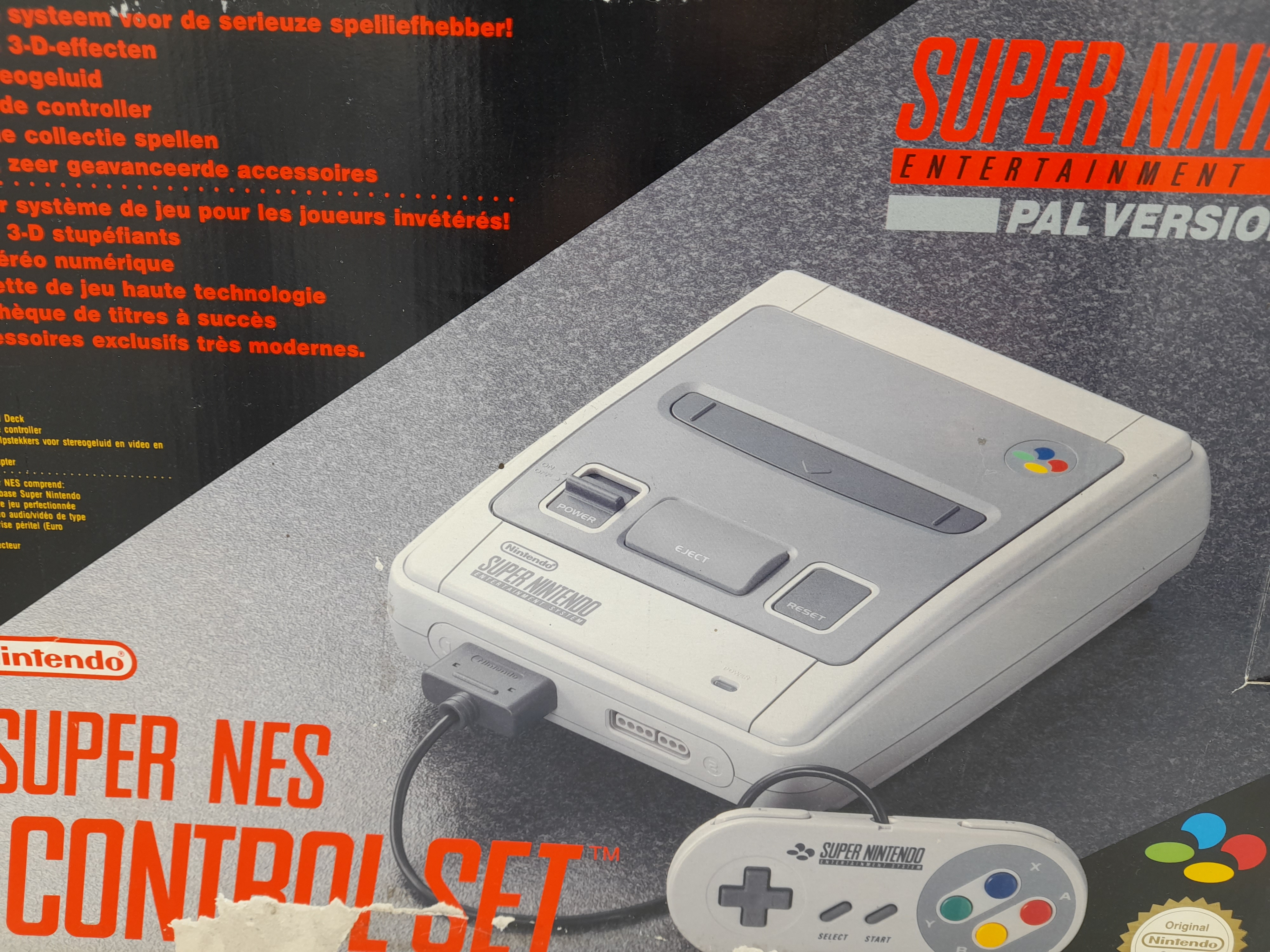 Foto van Super Nintendo in Doos