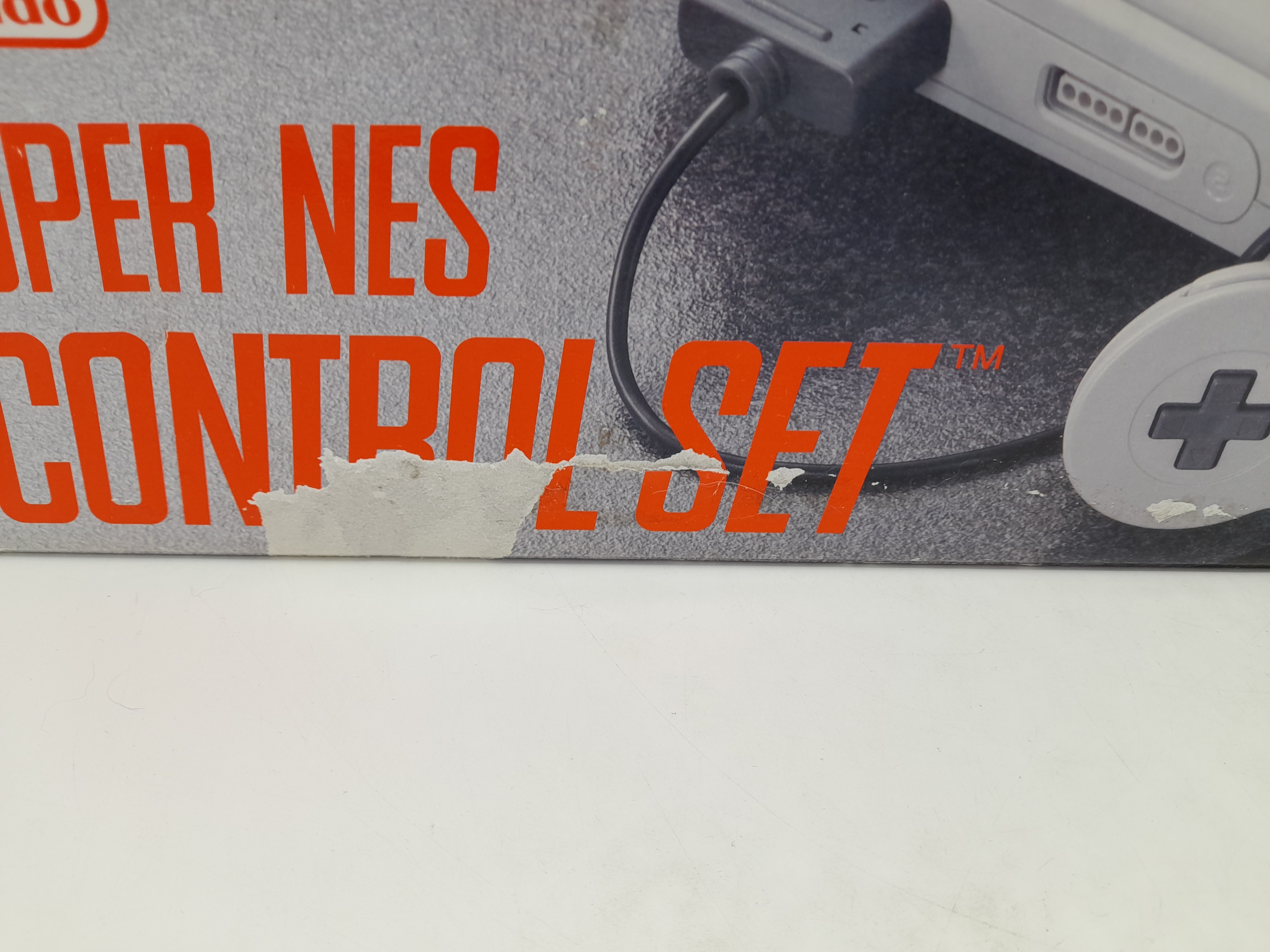 Foto van Super Nintendo in Doos