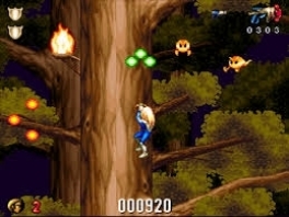 Boompje klimmen is een vereiste in deze game om door de levels te komen.
